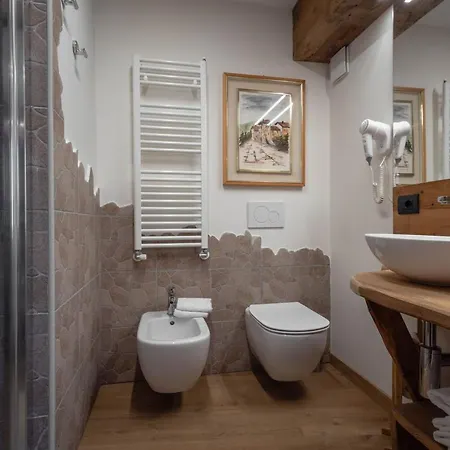 호텔 & Ristorante Serenella