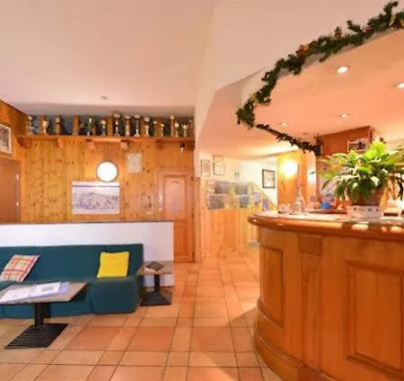 & Ristorante Serenella 브루일서비니아