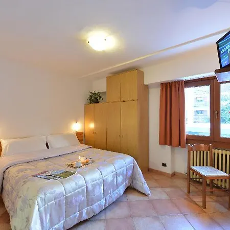 & Ristorante Serenella 브루일서비니아