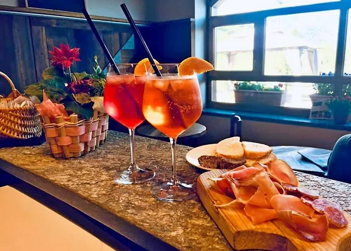 & Ristorante Serenella 3* بيريوِل تْشيرفينيا