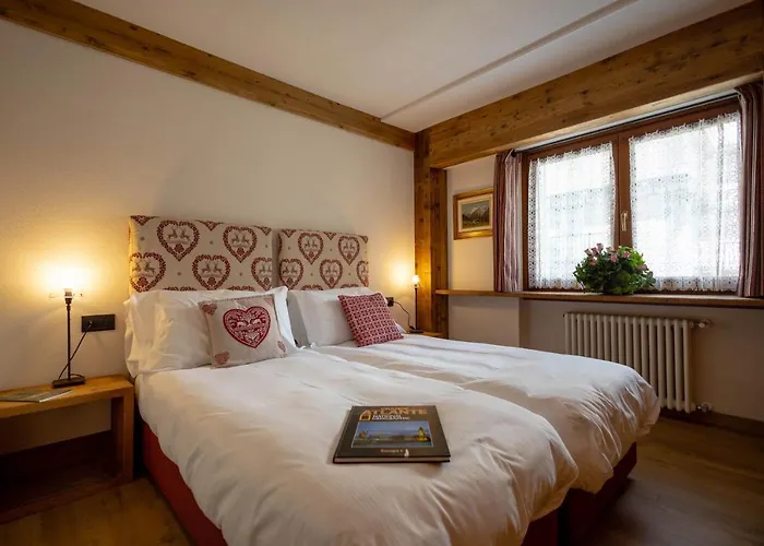 فندق & Ristorante Serenella بيريوِل تْشيرفينيا