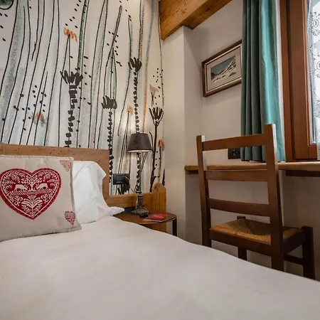 Szálloda & Ristorante Serenella Breuil-Cervinia