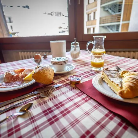 & Ristorante Serenella Szálloda