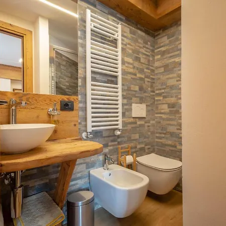 Готель & Ristorante Serenella 3*