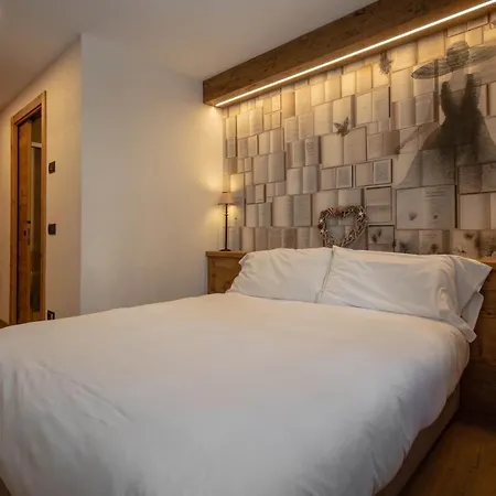 Готель & Ristorante Serenella