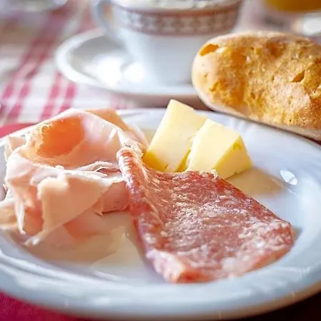 Hotel&ristorante Serenella 3* Breuil-Cervinia