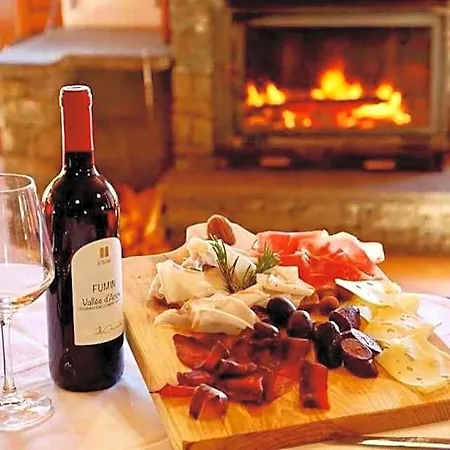 Hotel & Ristorante Serenella Breuil-Cervinia