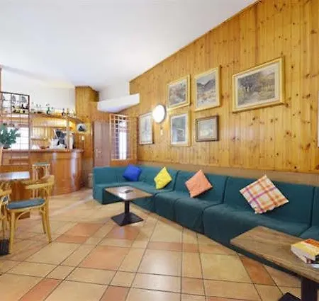 Szálloda & Ristorante Serenella Breuil-Cervinia