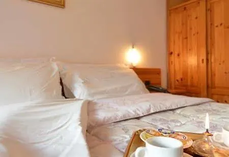 & Ristorante Serenella Szálloda 3*